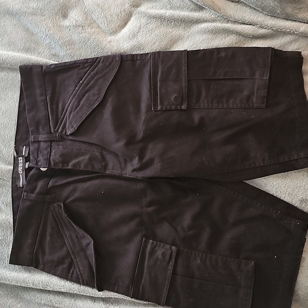 GUESS Men's Black Cargo Pants